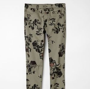 Patterned skinny jeans